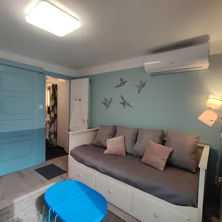 Levelke Mini * Gardony